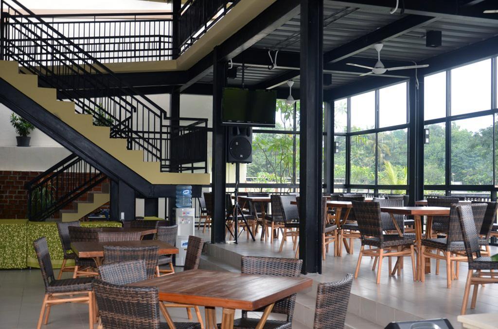 Bumi Cikeas Sentul Bogor Ξενοδοχείο Δωμάτιο φωτογραφία