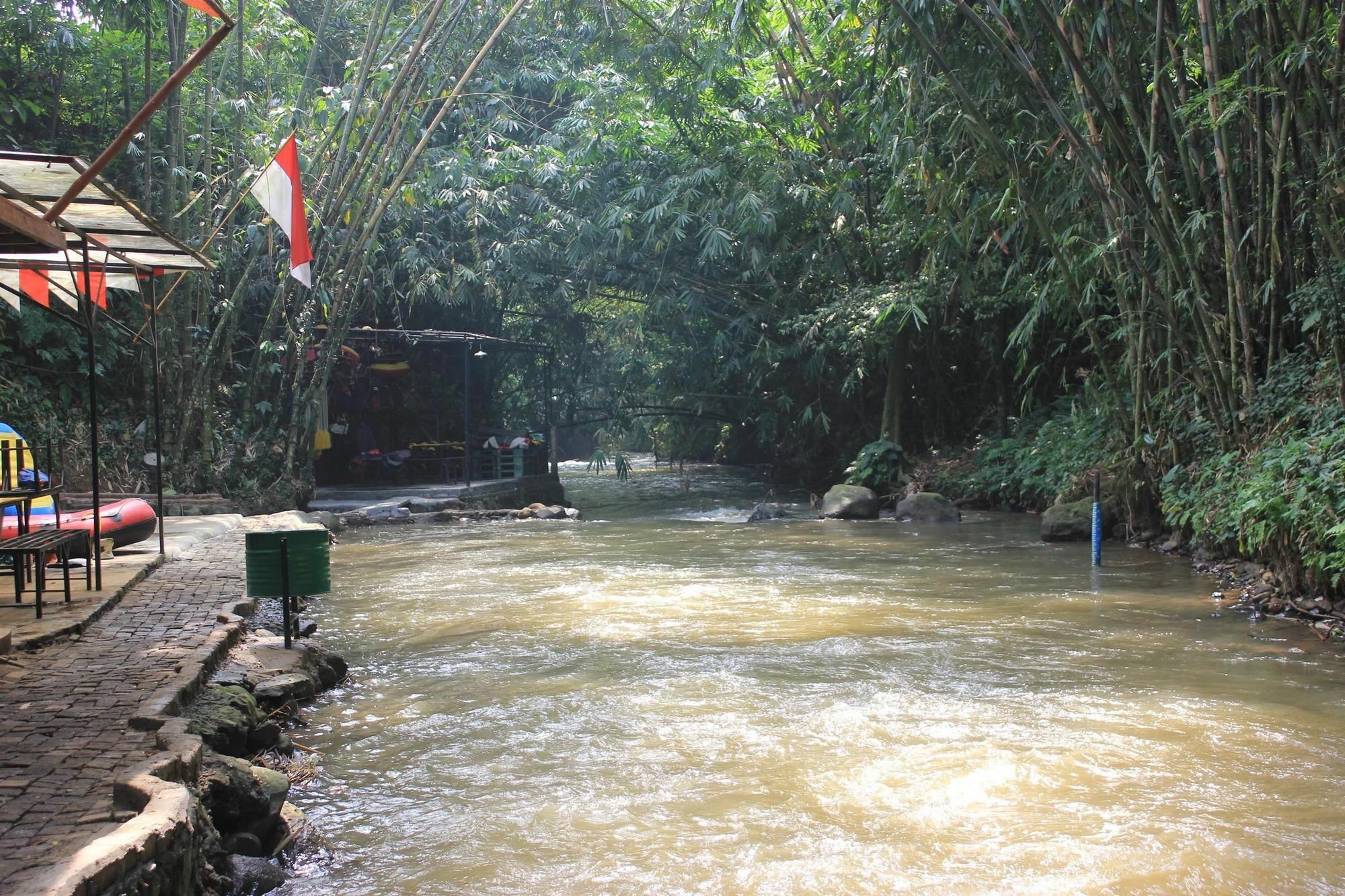 Bumi Cikeas Sentul Bogor Ξενοδοχείο Εξωτερικό φωτογραφία